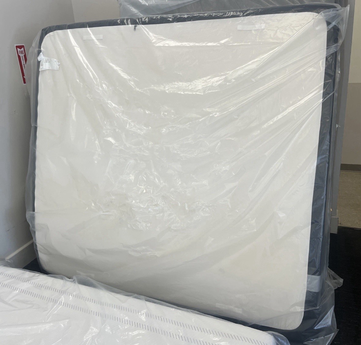Tempurpedic LuxeAdapt Luxe Adapt Soft KING Mattress $4999 (Free Shipping)