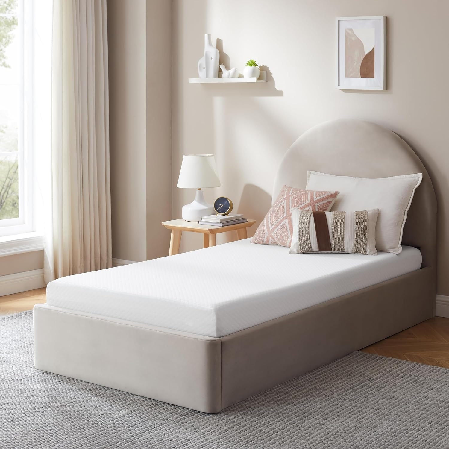 Dream 6″ Medium Firm Memory Foam Mattress – Queen, Cooling & Supportive