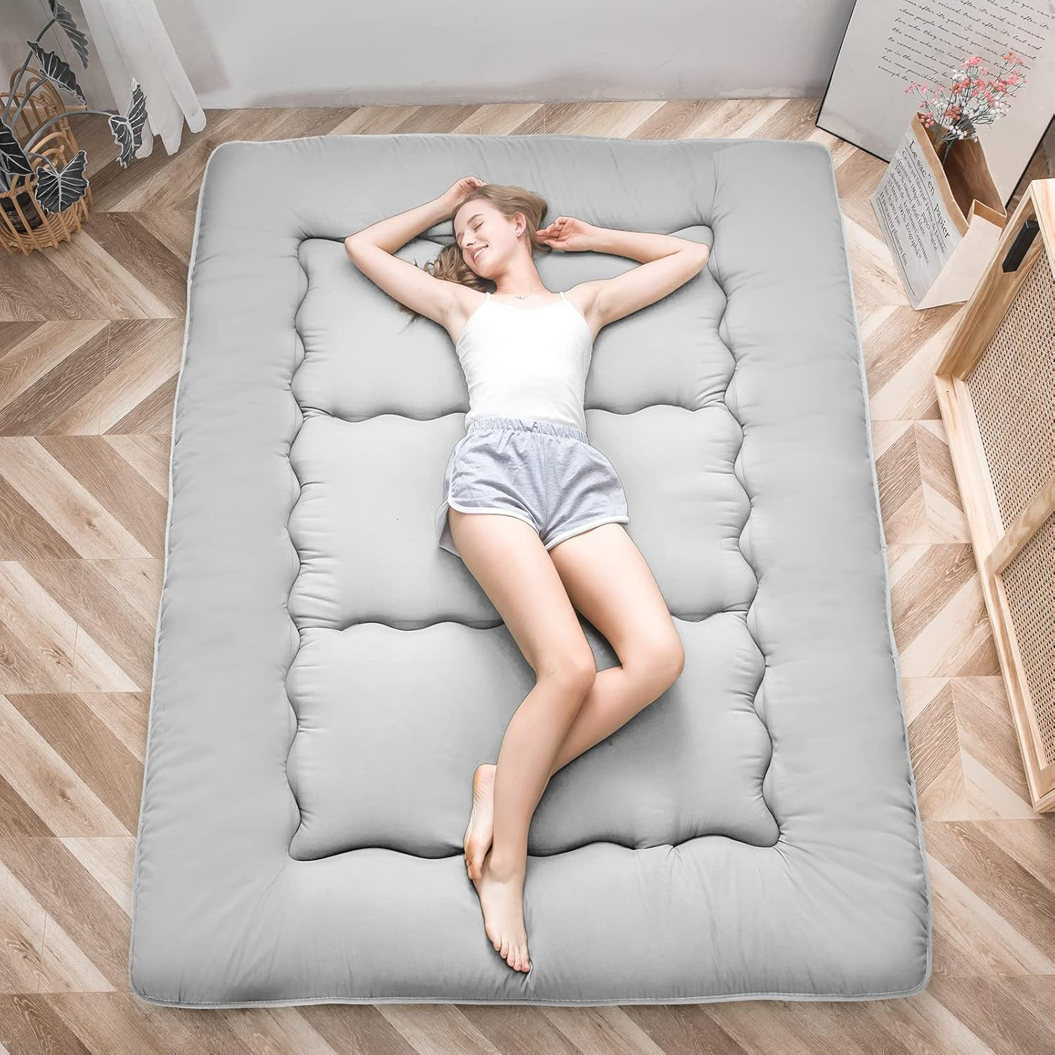 Japanese Floor Mattress, Thicken Daybed Futon Sleeping Pad Foldable Roll up Matt