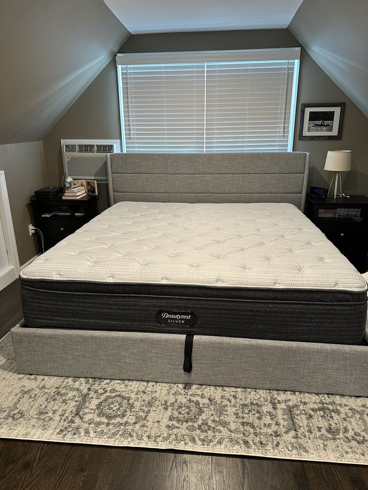 Simmons Beautyrest Silver BRS900 Plush King Mattress Set with Box Spring