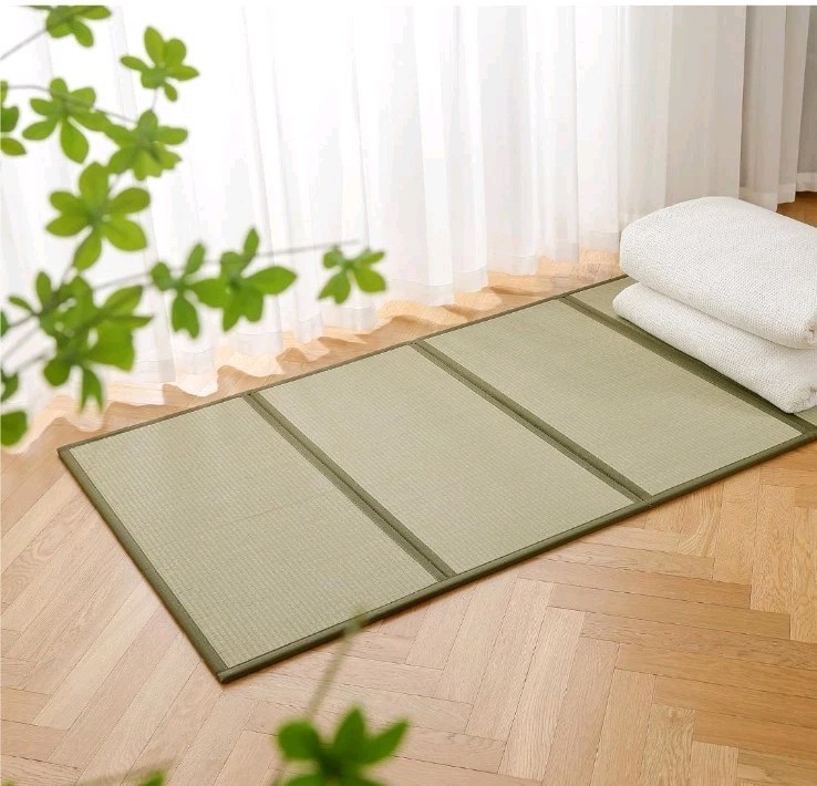 Twin XL Foldable Futon Mattress Natural Rush Grass Firm Cooler Sleep