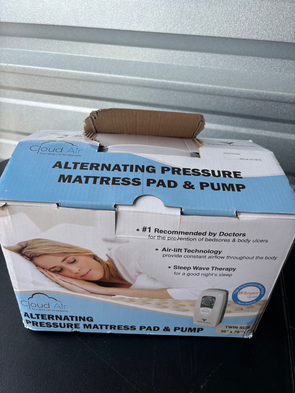 Vaunn Medical Alternating Pressure Mattress Pad & Pump for Bedsores Prevention