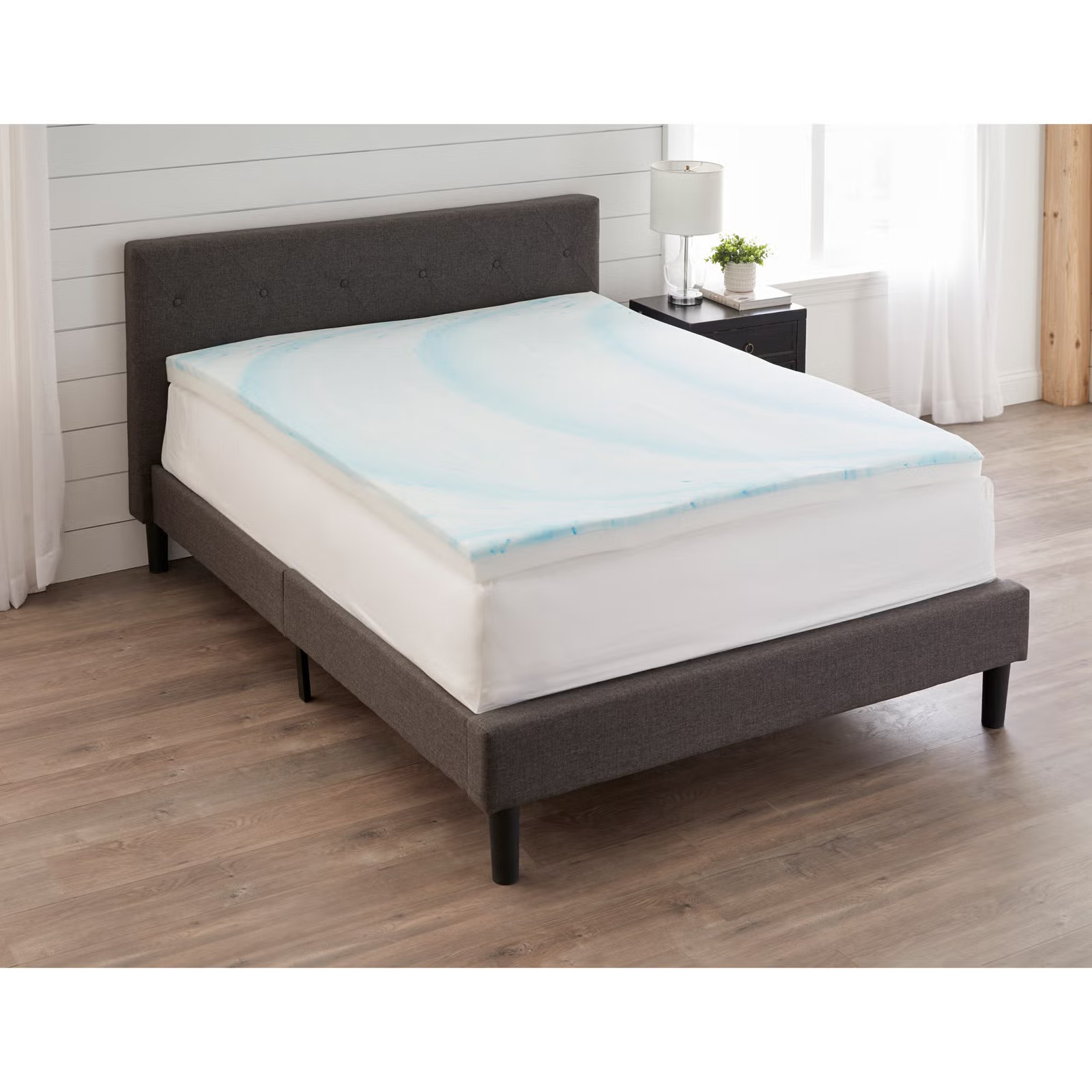 BrylaneHome 3″ Gel Mattress Renewer – Queen, White