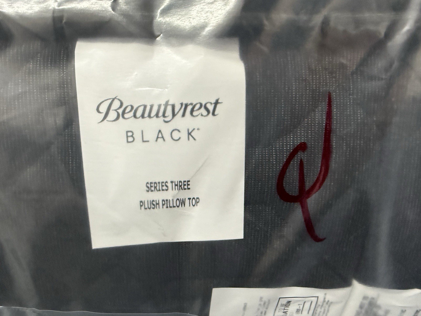SIMMONS BEAUTYREST QUEEN BLACK SERIES 3 PILLOWTOP PLUSH MATTRESS NEW CLEARANCE