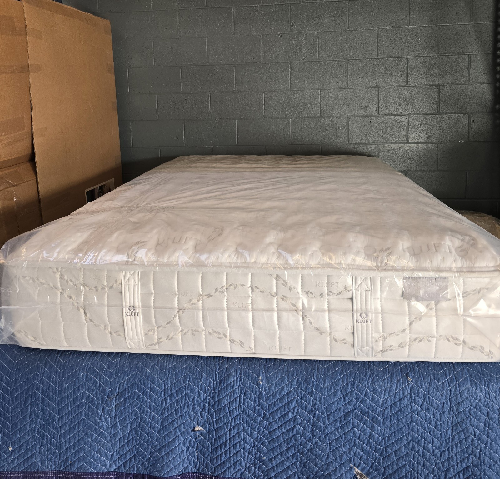 Crown Latex Agate Firm Mattress QUEEN SIZE