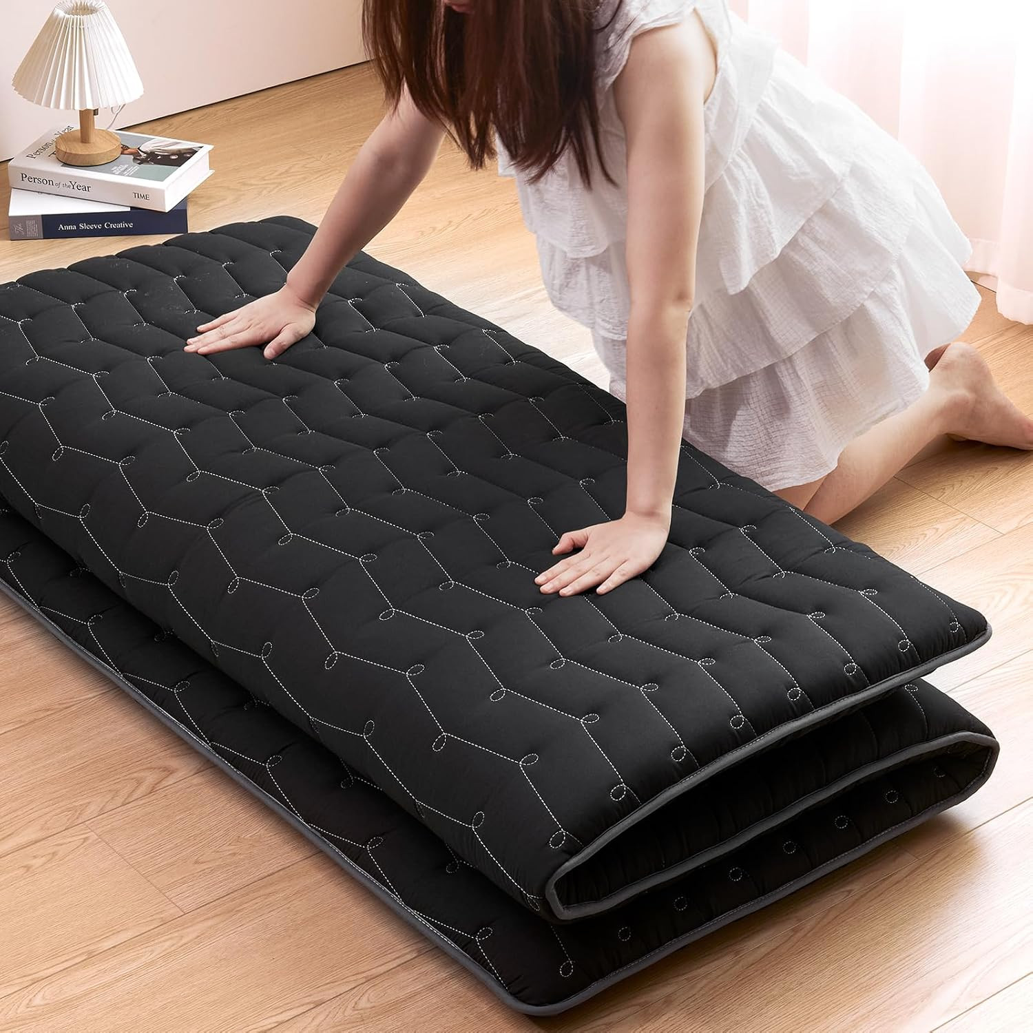 Premium 3.2″ Thick Twin Size Japanese Floor Mattress – Foldable Futon (Black)