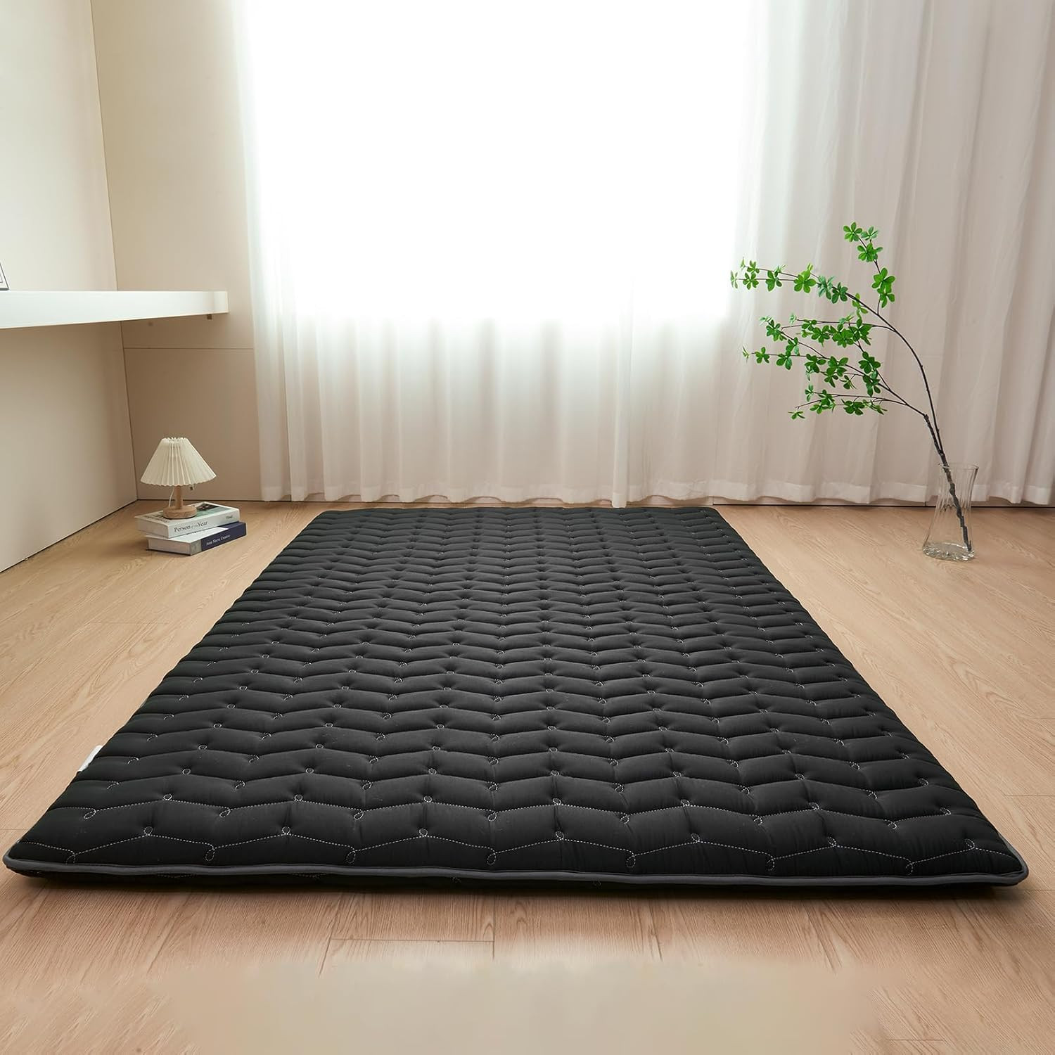Premium 3.2″ Thick Twin Size Japanese Floor Mattress – Foldable Futon (Black)