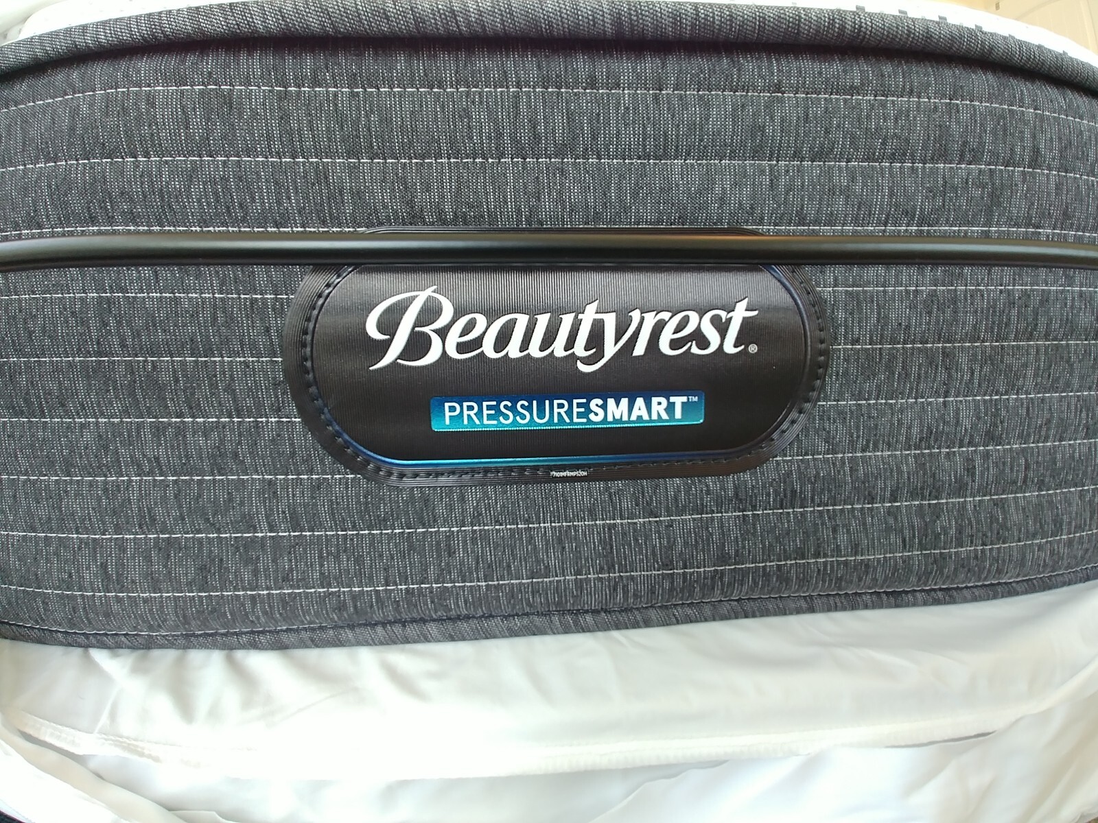 SEALY adjustable mattress base (head and foot adjustable) with remote control