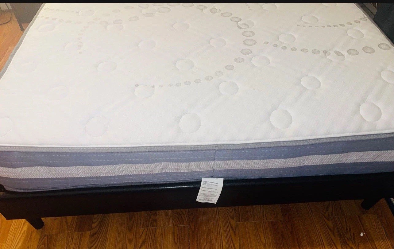 Wayfair Sleep 10 Inch CertiPUR-US Certified Hybrid Pocket Spring Mattress