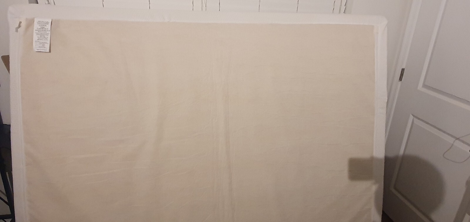 Selling 8″ queen size bed only used for one week *practically brand new*