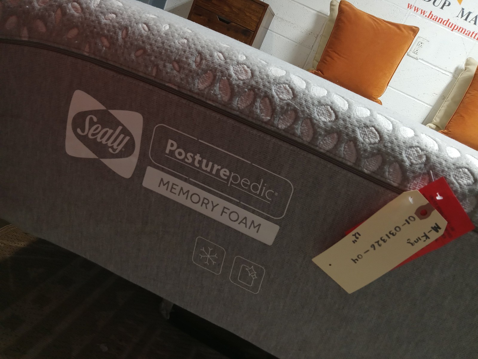 Sealy | Posturepedic Memory Foam | 12″ King Mattress