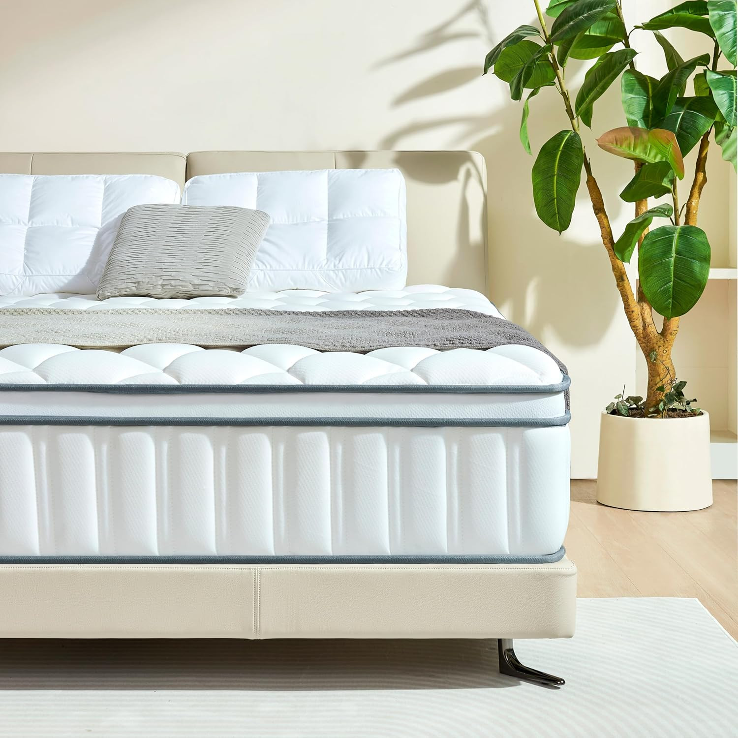 12″ Queen Memory Foam Hybrid Mattress with Pocket Springs & Pressure Relief