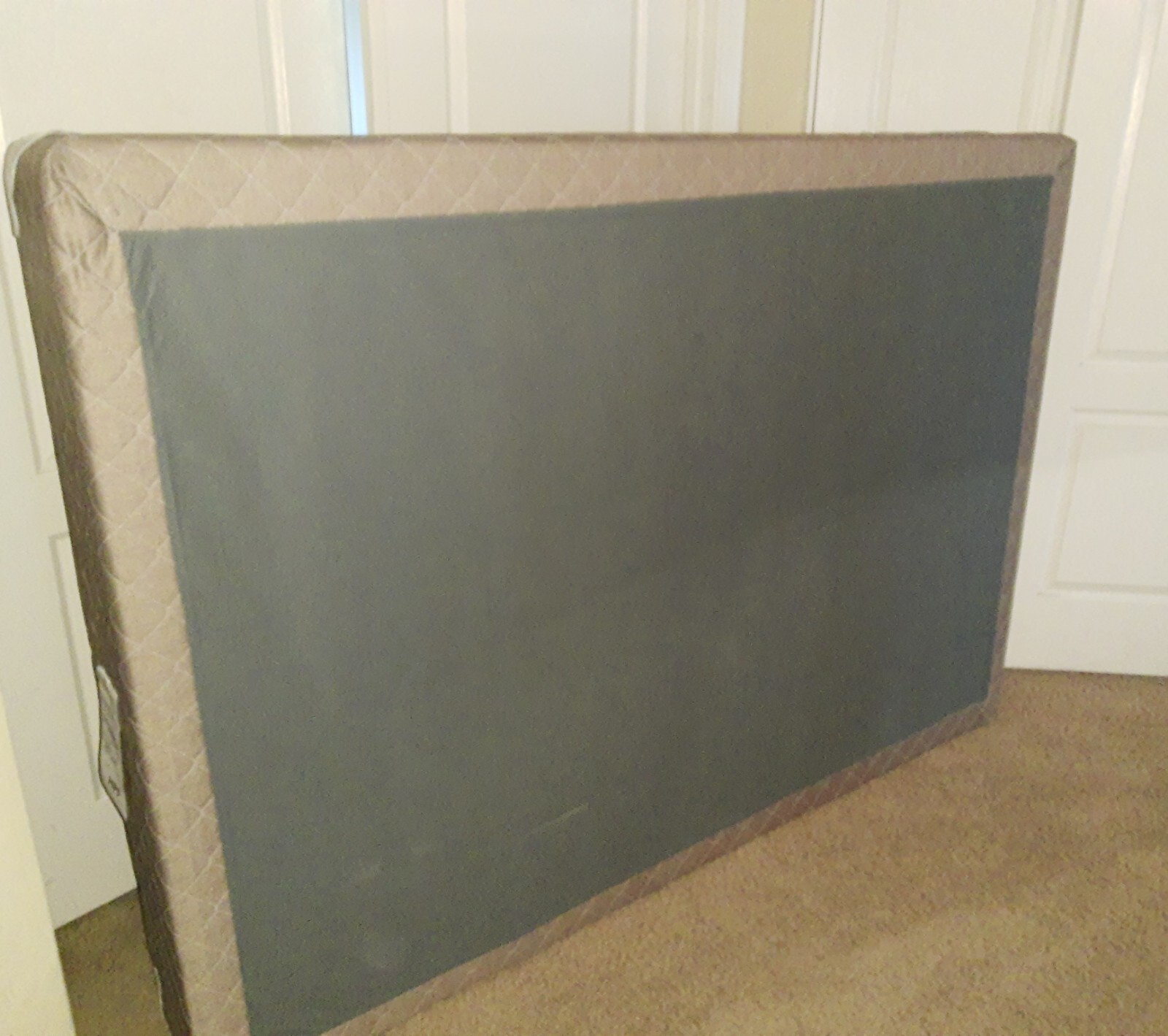 Mattress Foundation Full (Great Condition)
