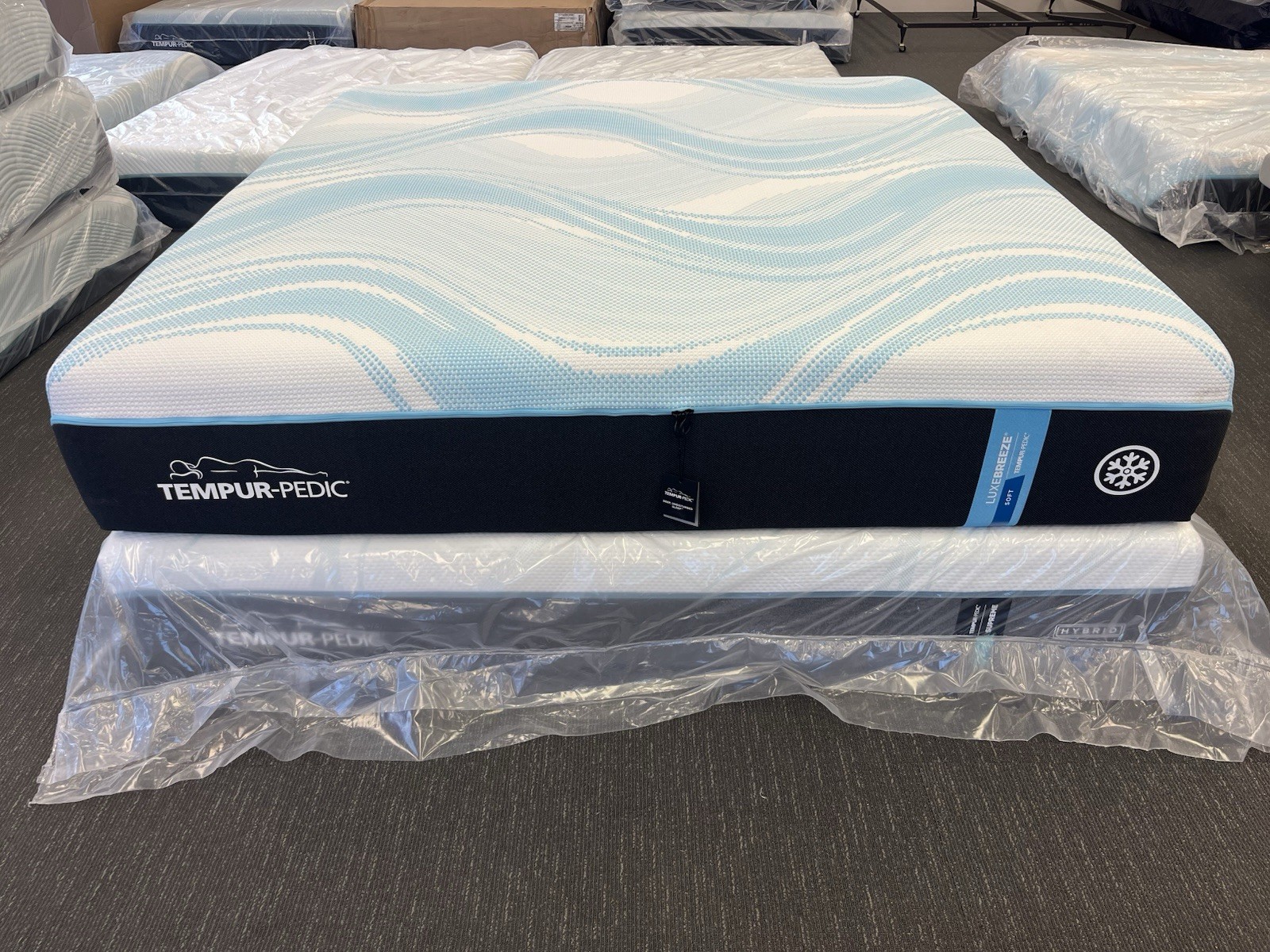 New Tempurpedic LuxeBreeze❄️Soft 2.0 King Mattress $6,299.00 (Free Shipping)