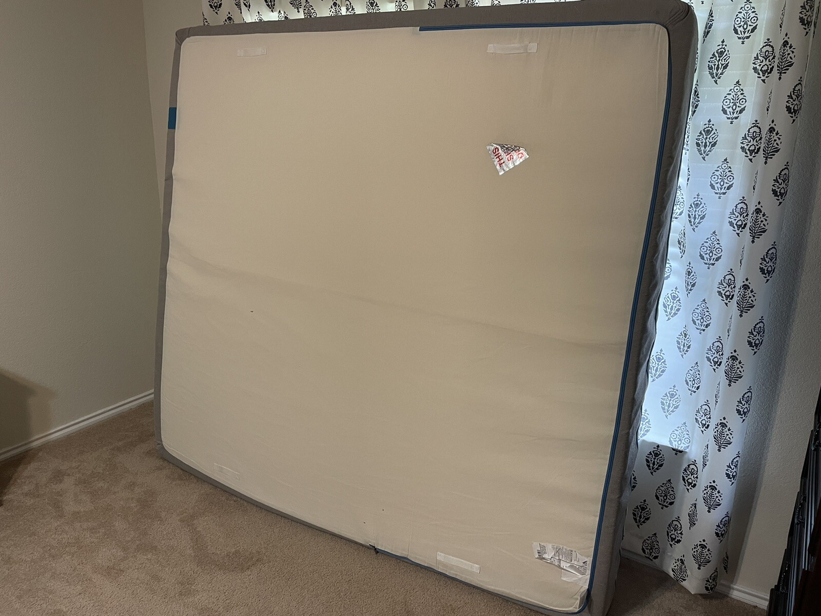 TEMPURPEDIC CLOUD SUPREME KING MATTRESS “Excellent condition”