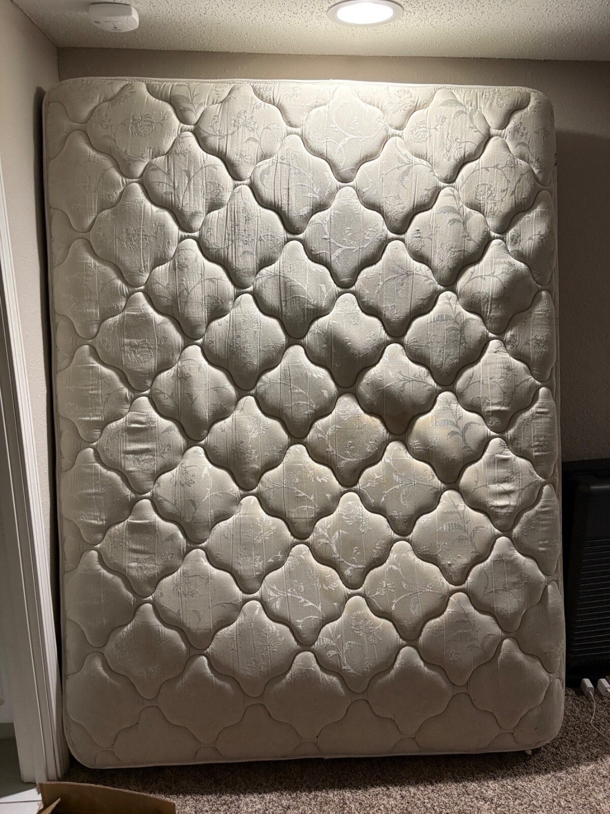 White queen size mattress. Used but in very good shape.