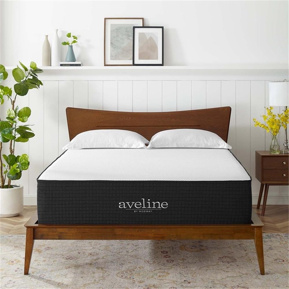 Bowery Hill Contemporary 16″ Memory Foam King Mattress in White