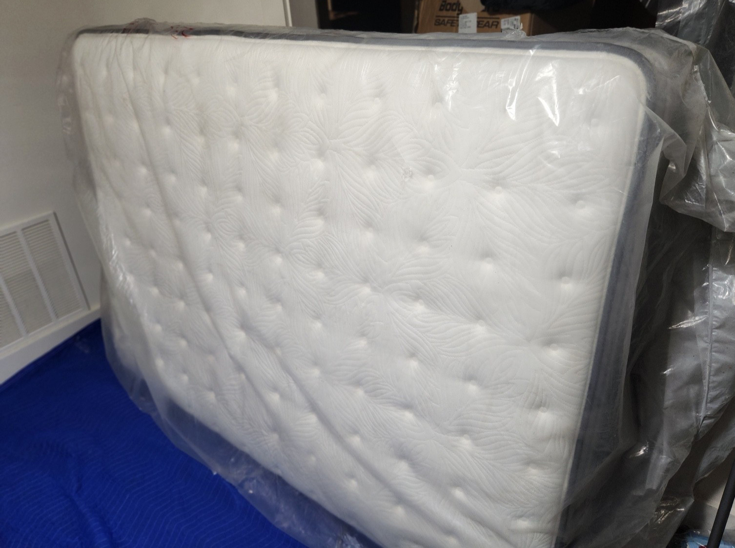 Brand New Sealy Full Size Mattress Medium Firm Still in Plastic