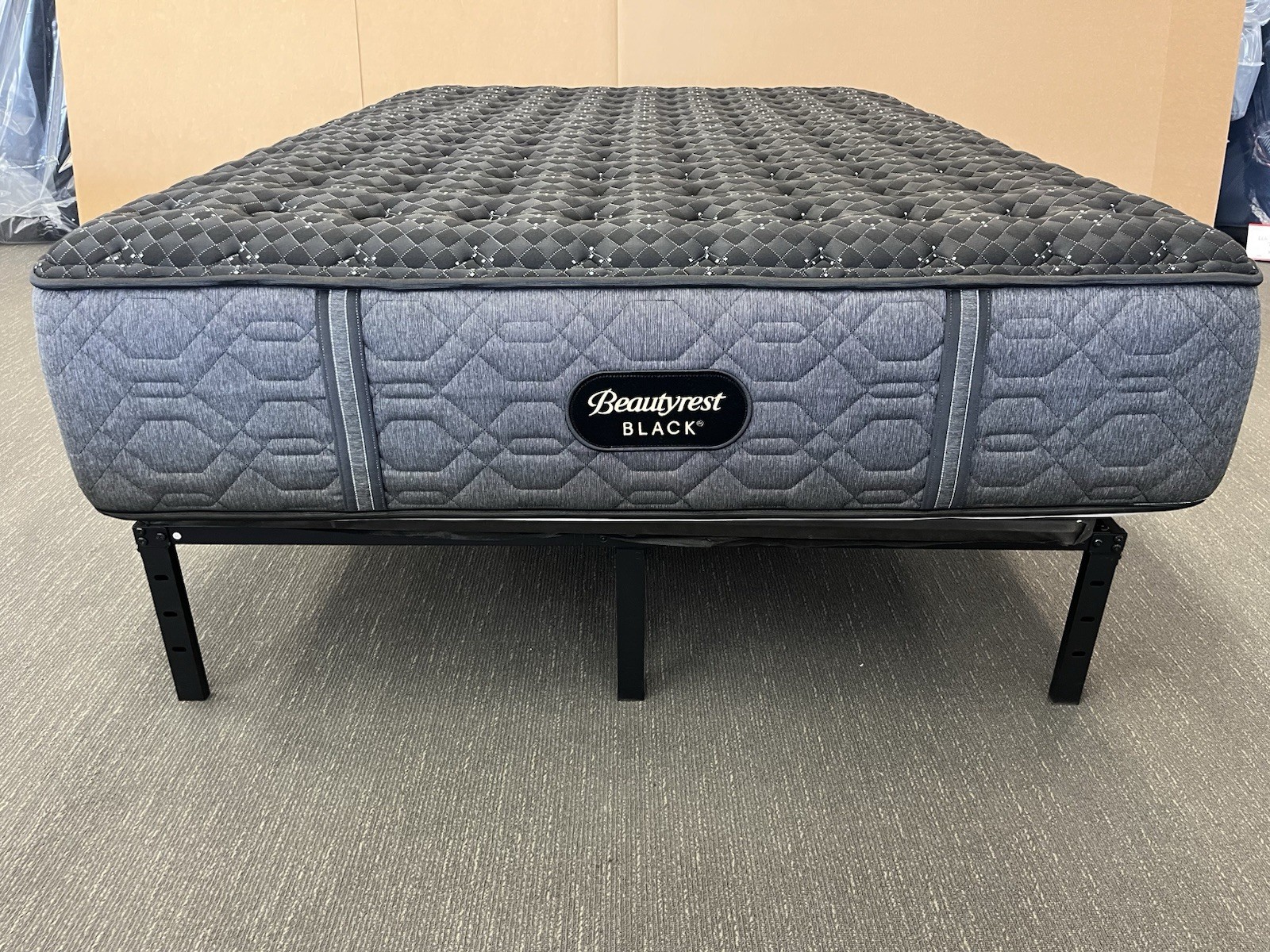 New BEAUTYREST BLACK Series 3 Firm Queen MATTRESS $4,000.00 Free Shipping
