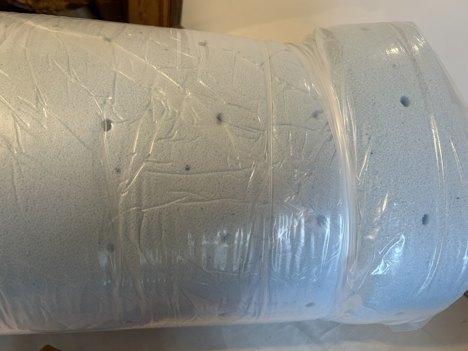 Mattress 2-Inch Ventilated Gel Memory Foam Topper Queen Blue New OPEN box