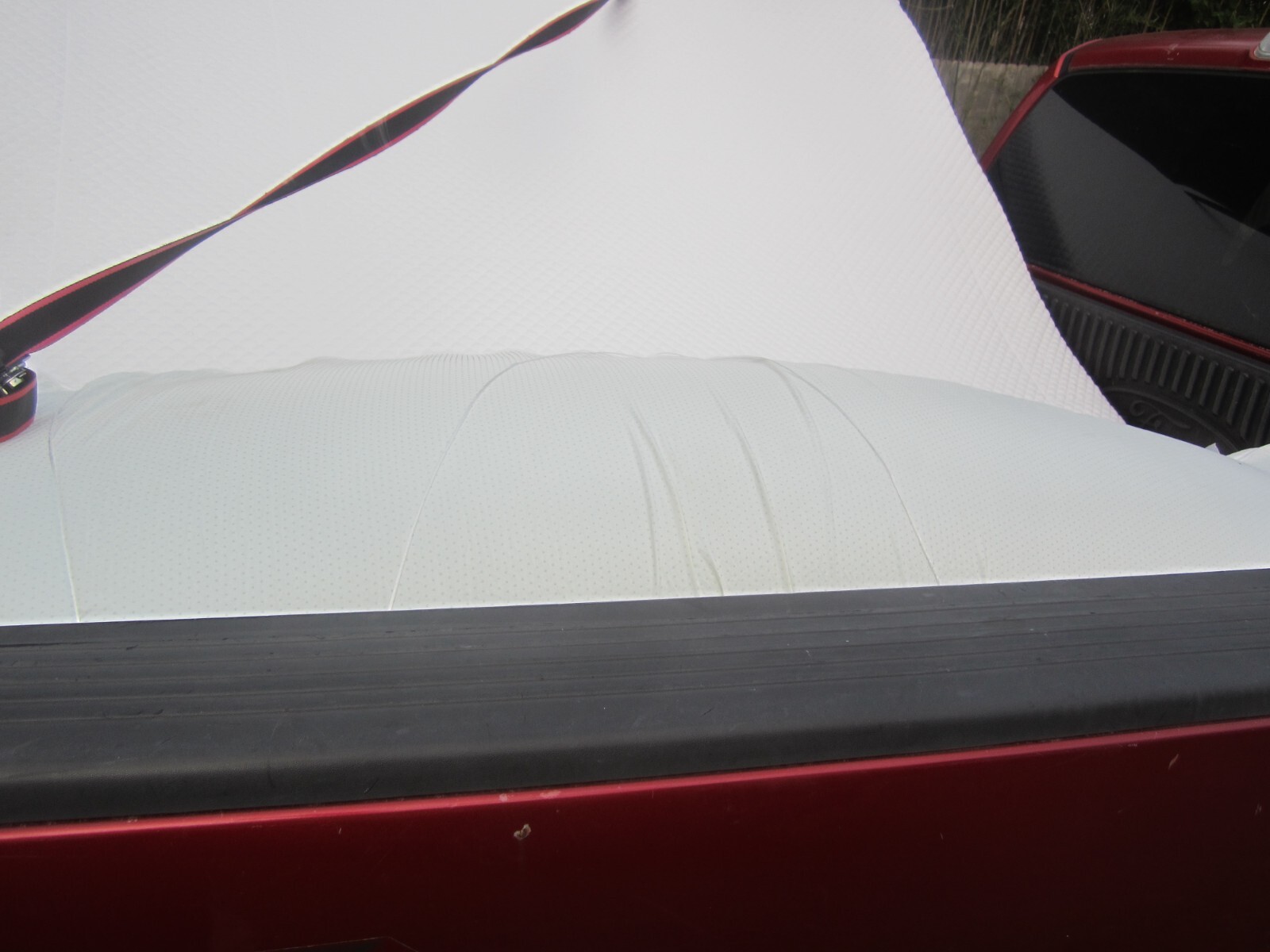 KING MATTRESS ZINUS, W/METAL & SLAT FRAME