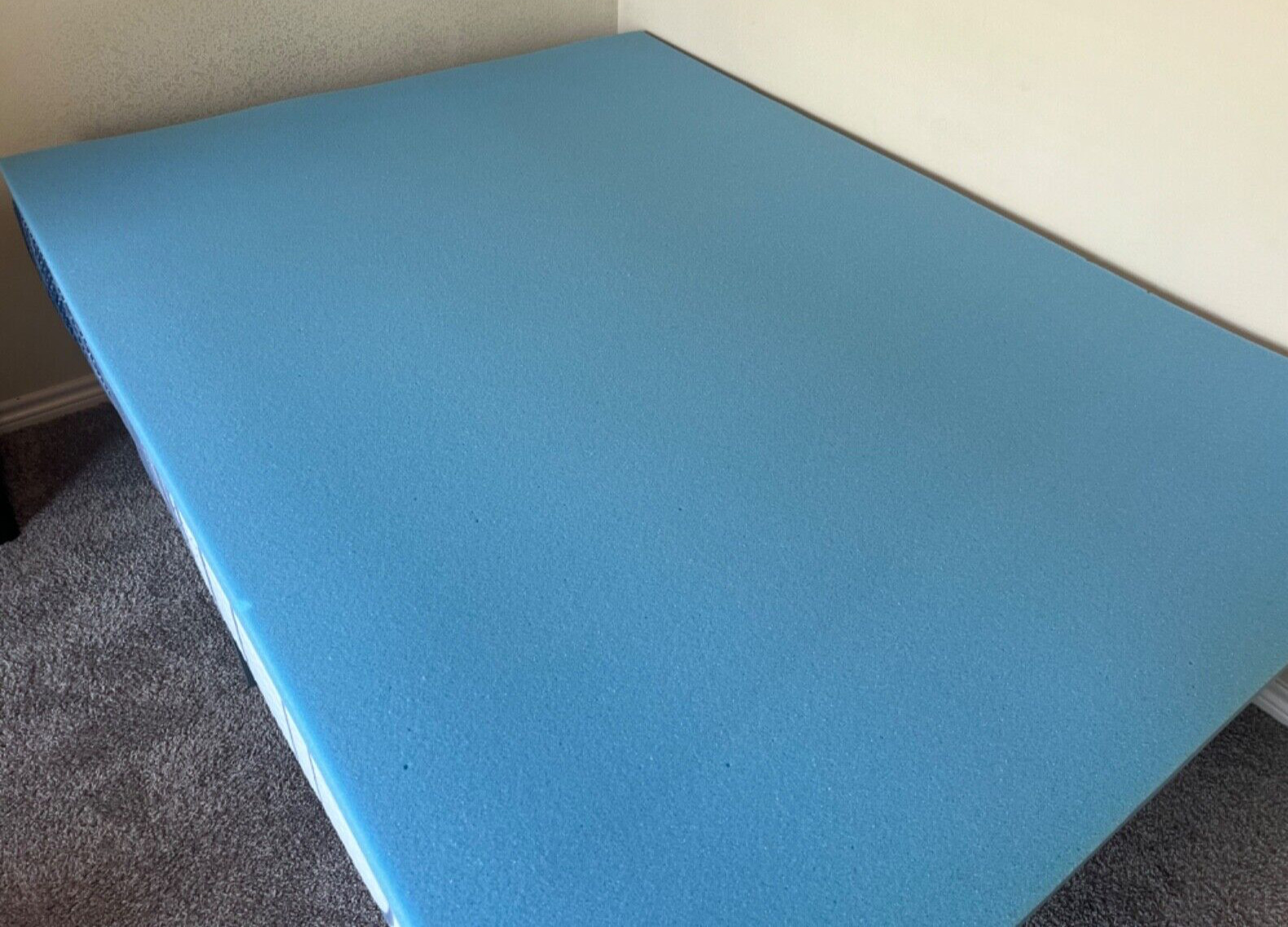 3in1 10inch Queen Gel Lux Hybird Mattress/Elevated Bed frame/Memory foam topper