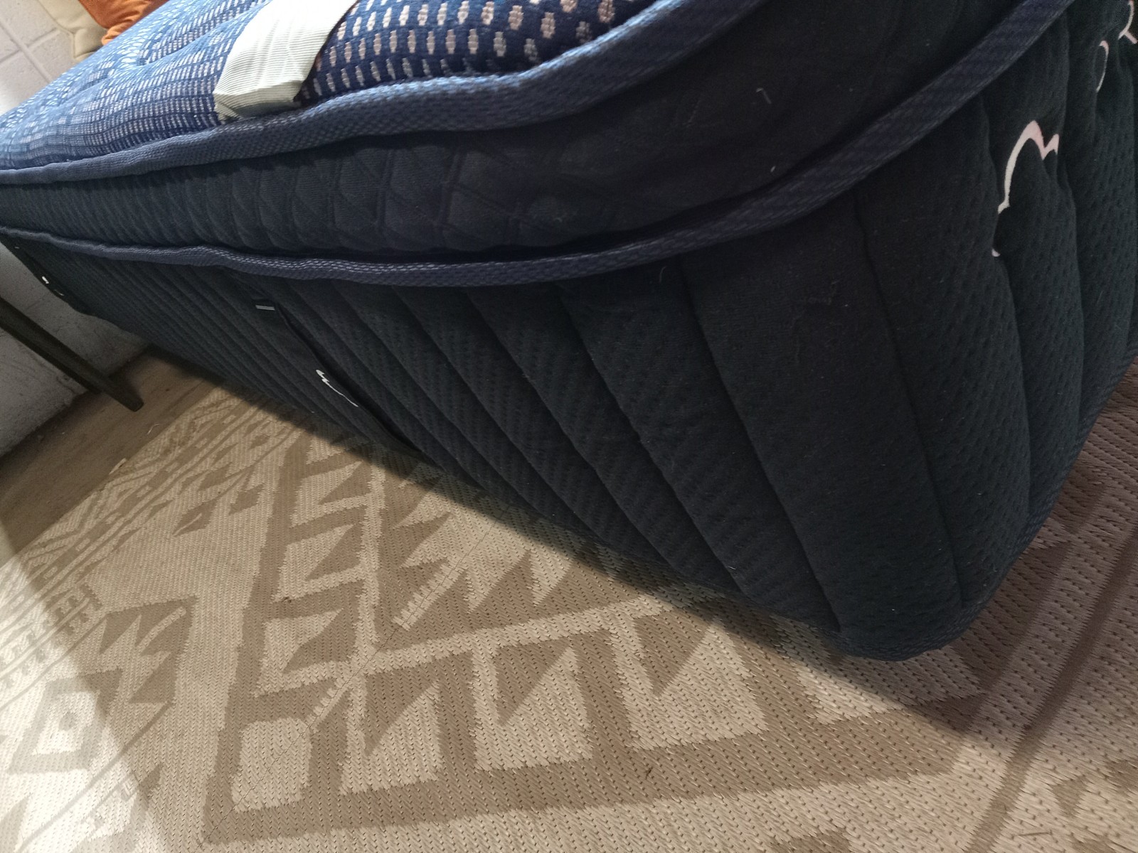 Dreamcloud | Luxe Hybrid | 14» Mattress