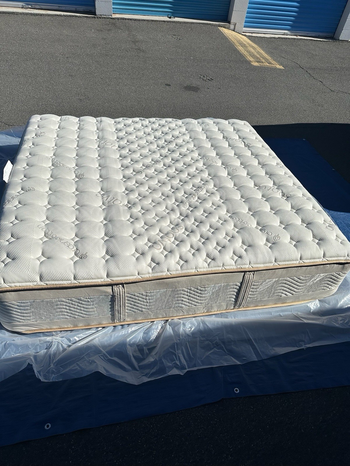 King Saatva RX Mattress – Excellent Condition – Great For Back Problems