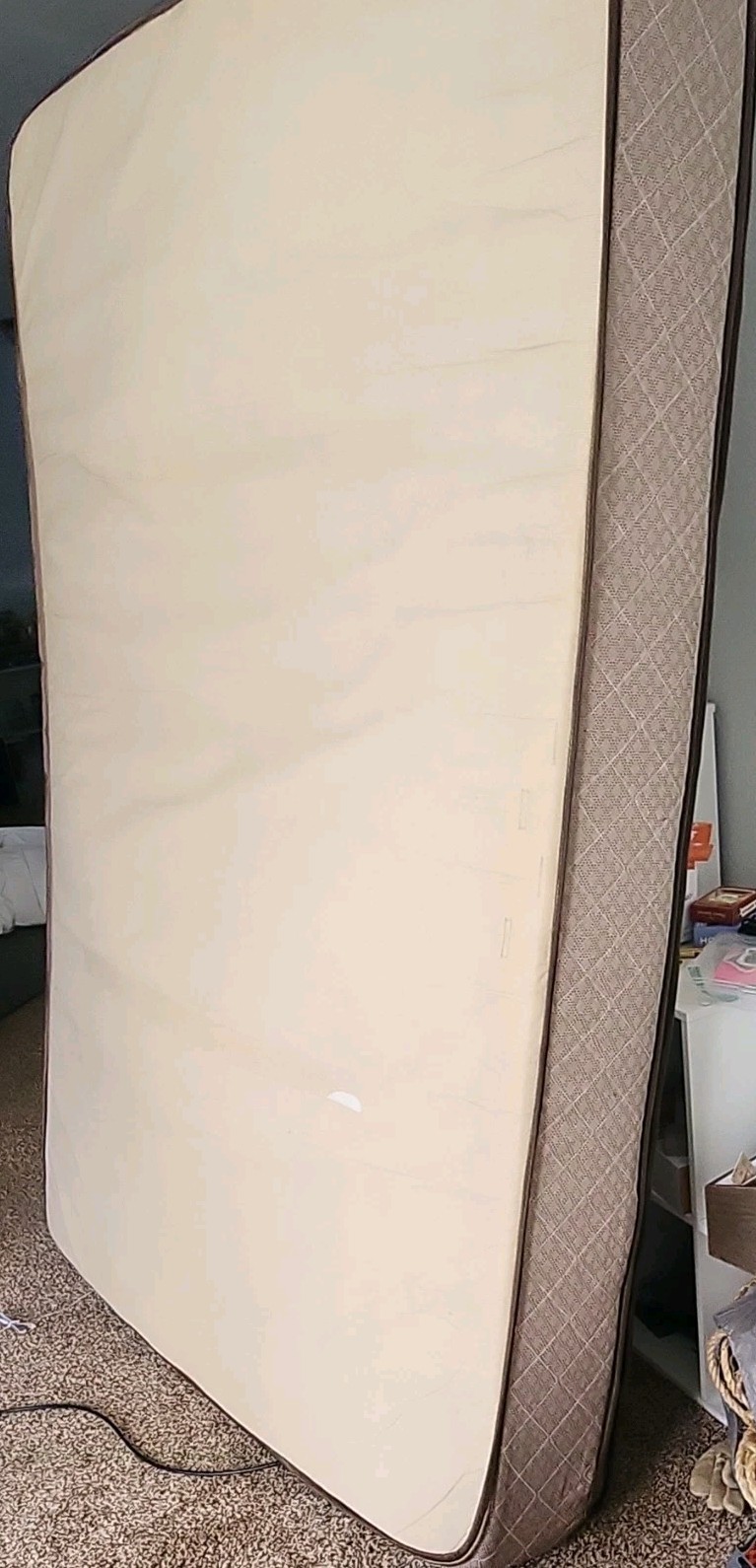 FULL Size Medium Firm Mattress Hampton Rhodes HR340 PICKUP ONLY