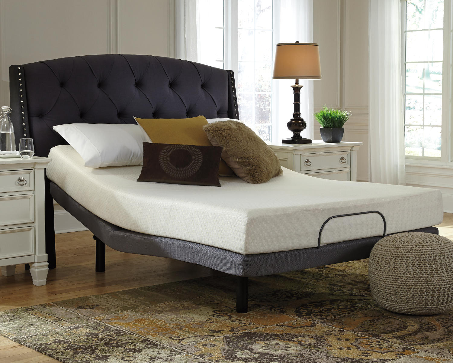 Signature Design by Ashley Chime 8 Inch Memory Foam Queen Mattress in a Box Wh