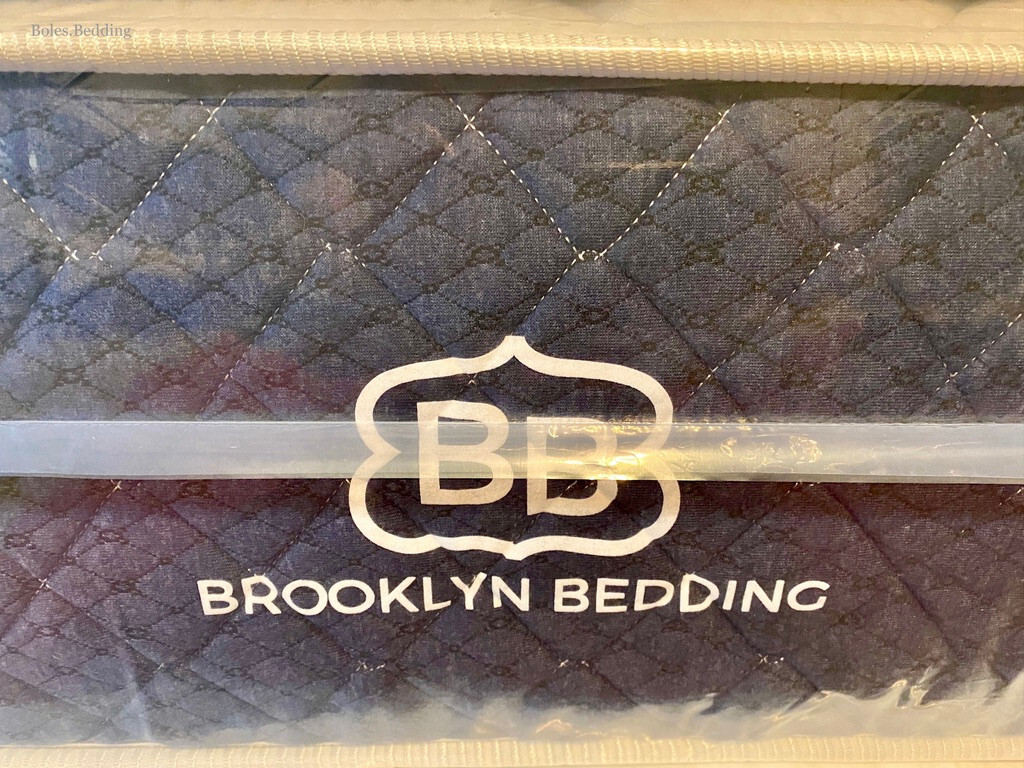 Brooklyn Bedding – Signature Hybrid – Firm – King Mattress – [Retail: $1,599.00]