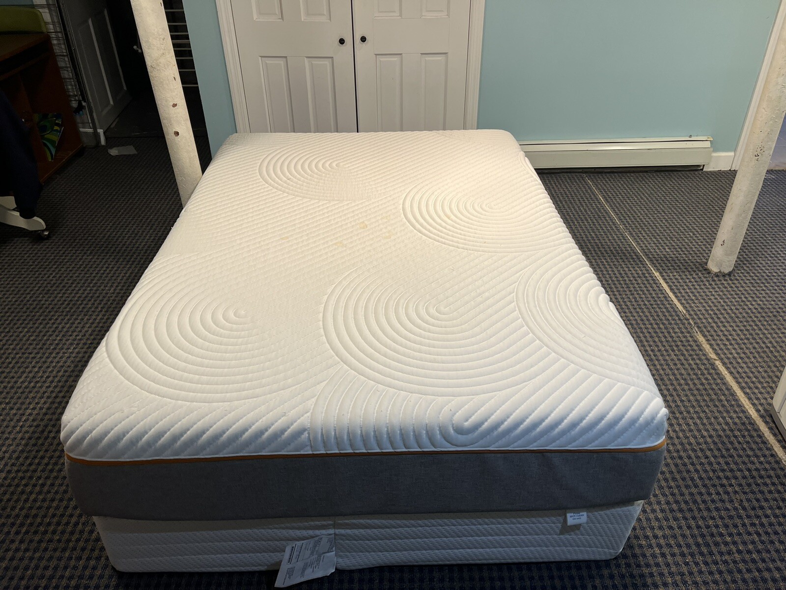 Tempur pedic Full Size Contour Supreme Box and mattress. 11 Inches.
