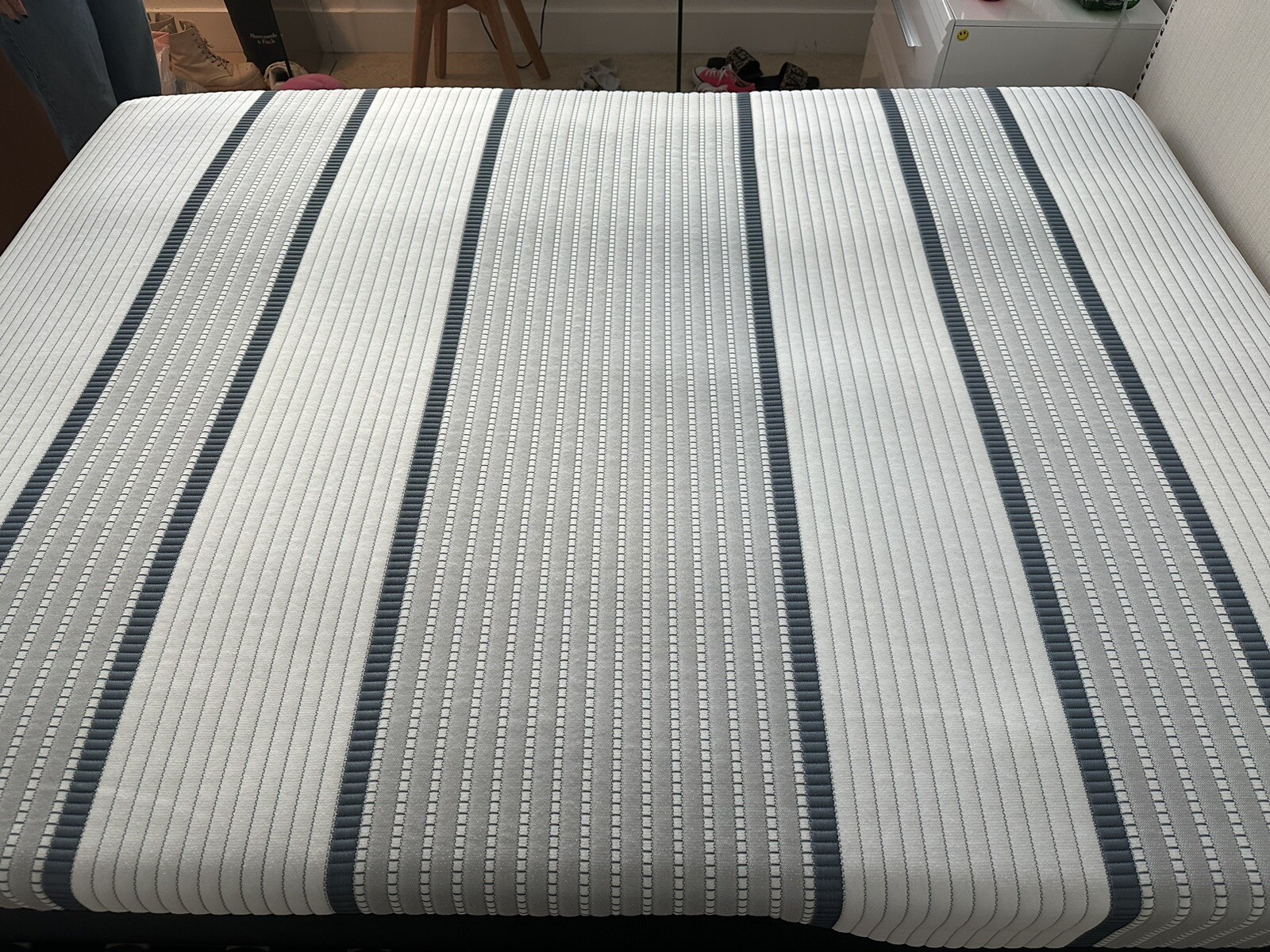 Queen Bed