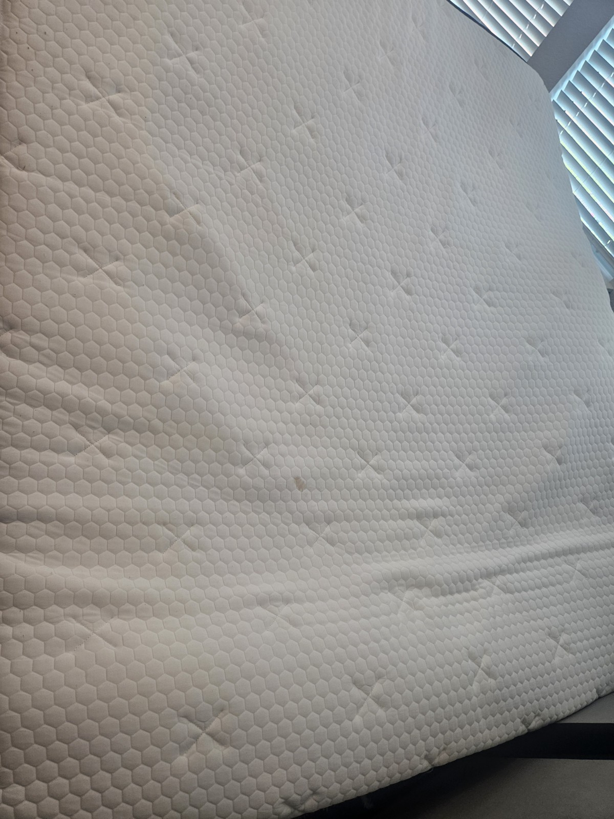 helix midnight luxe Cal king Bed