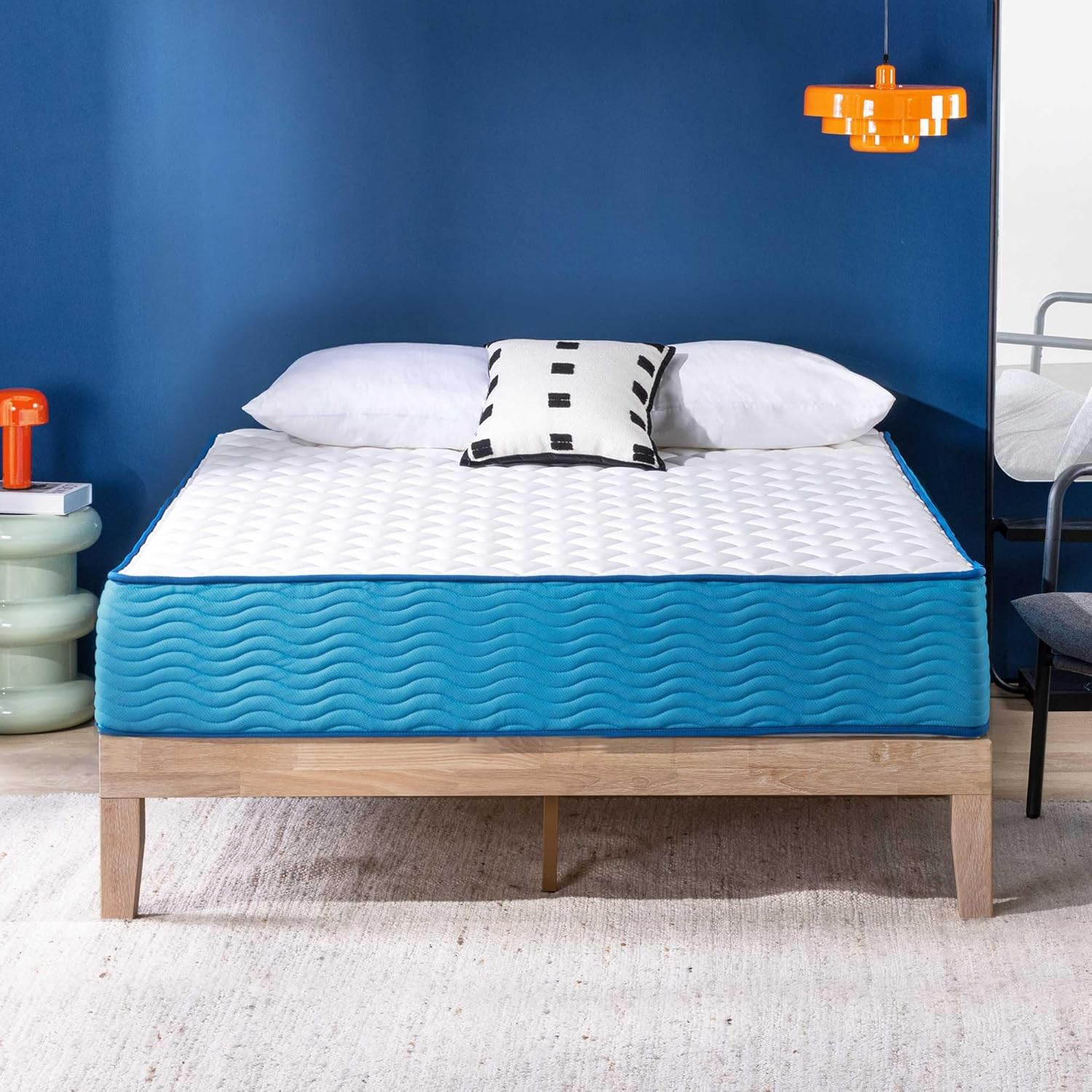 12″ Queen Hybrid Mattress – Supportive Foam & Pocketed Coils, Safe & Comfortable