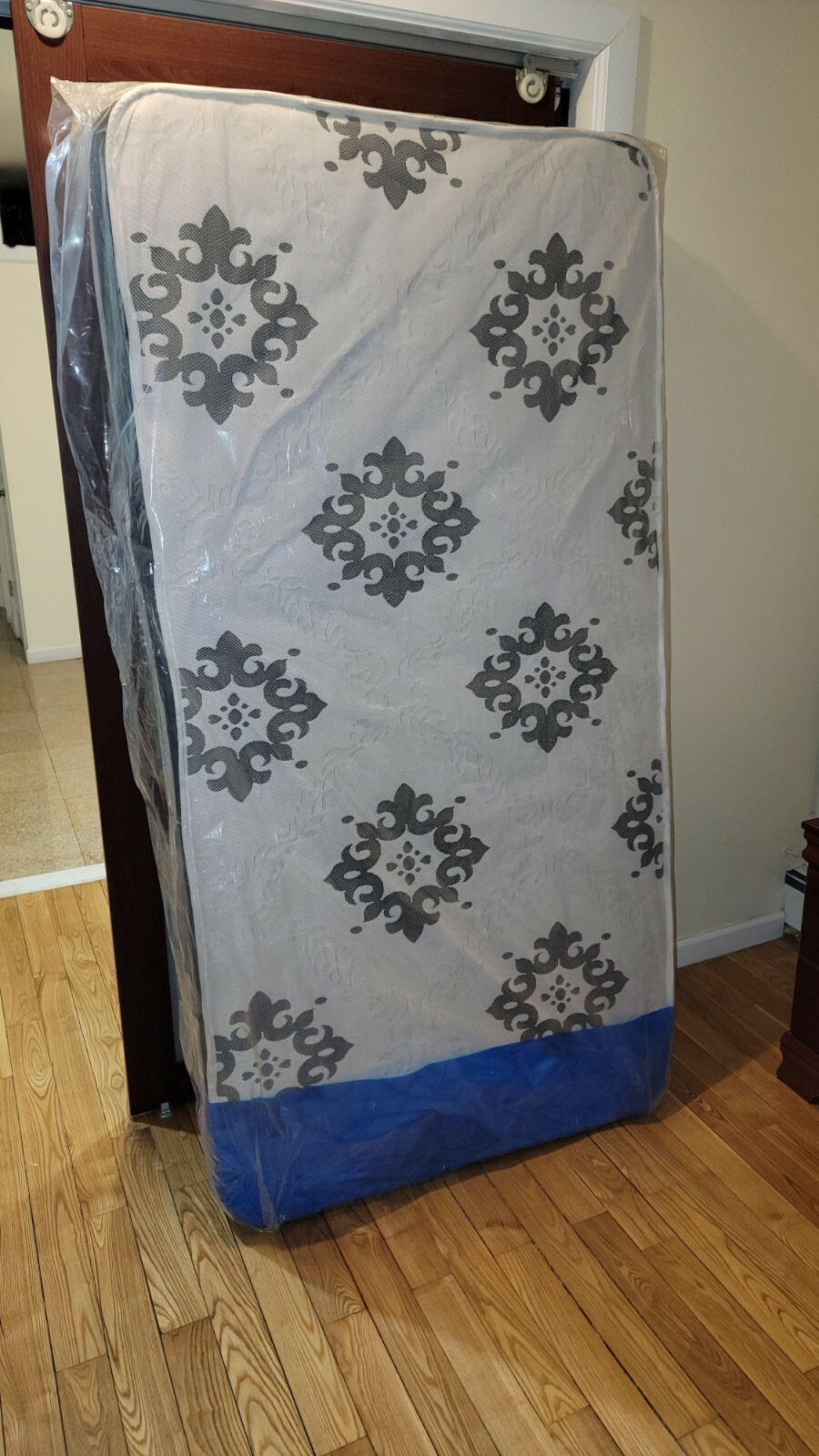 twin mattress xl size