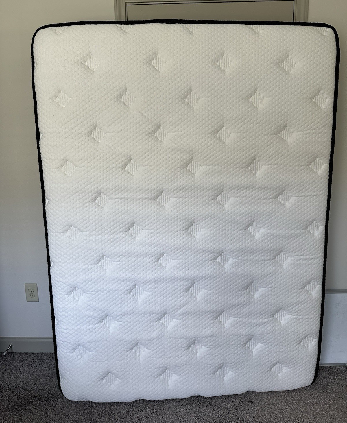 Single Medium Pocket Spring Mattress, Cooling Fabric, Edge Support