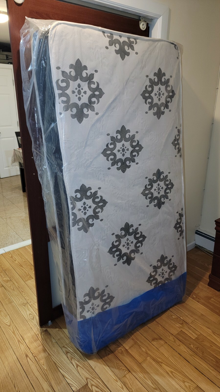 twin mattress xl size