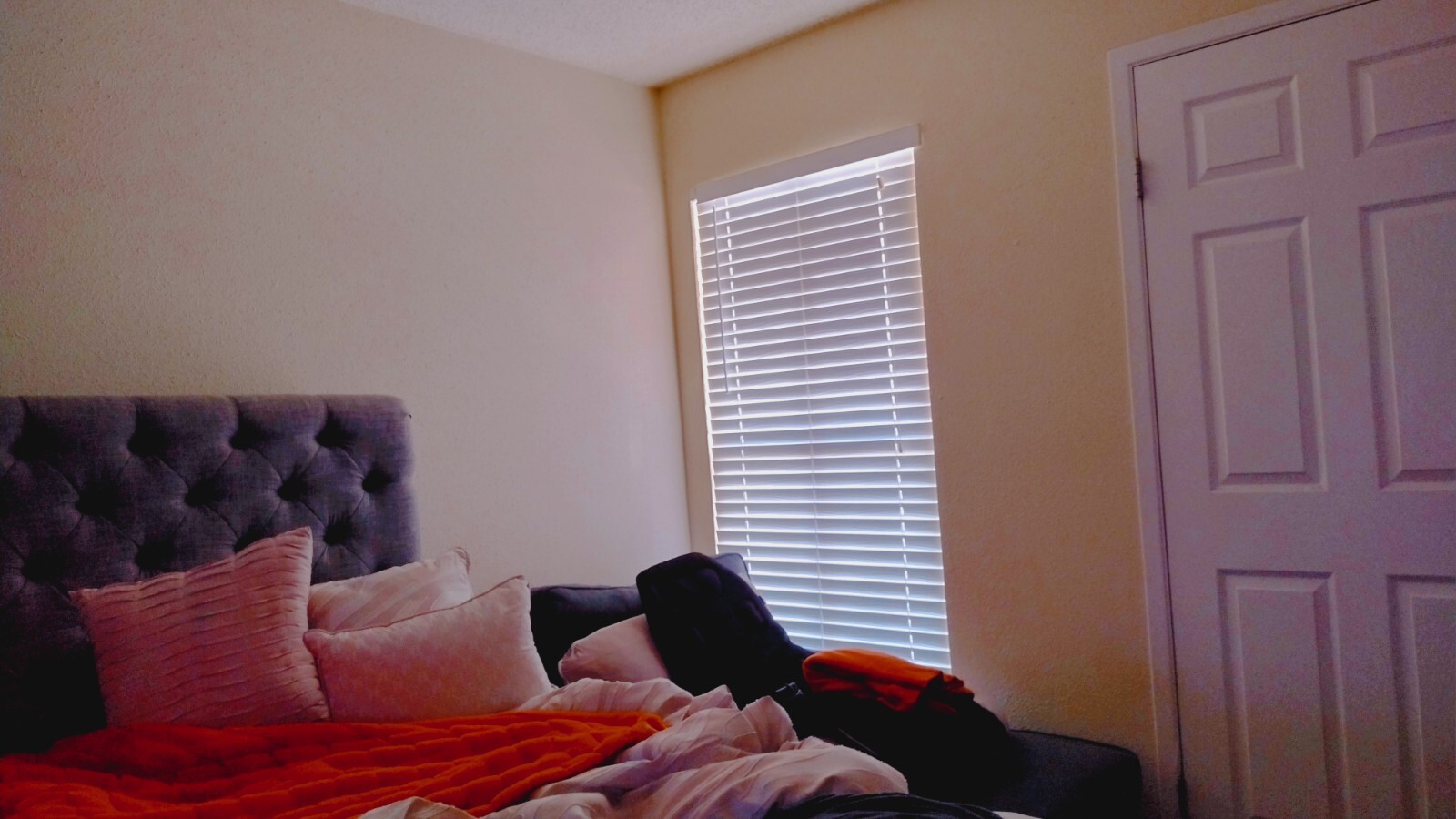 Queen size Bed with Mattress and Box Spring Included – PRICED TO SELL