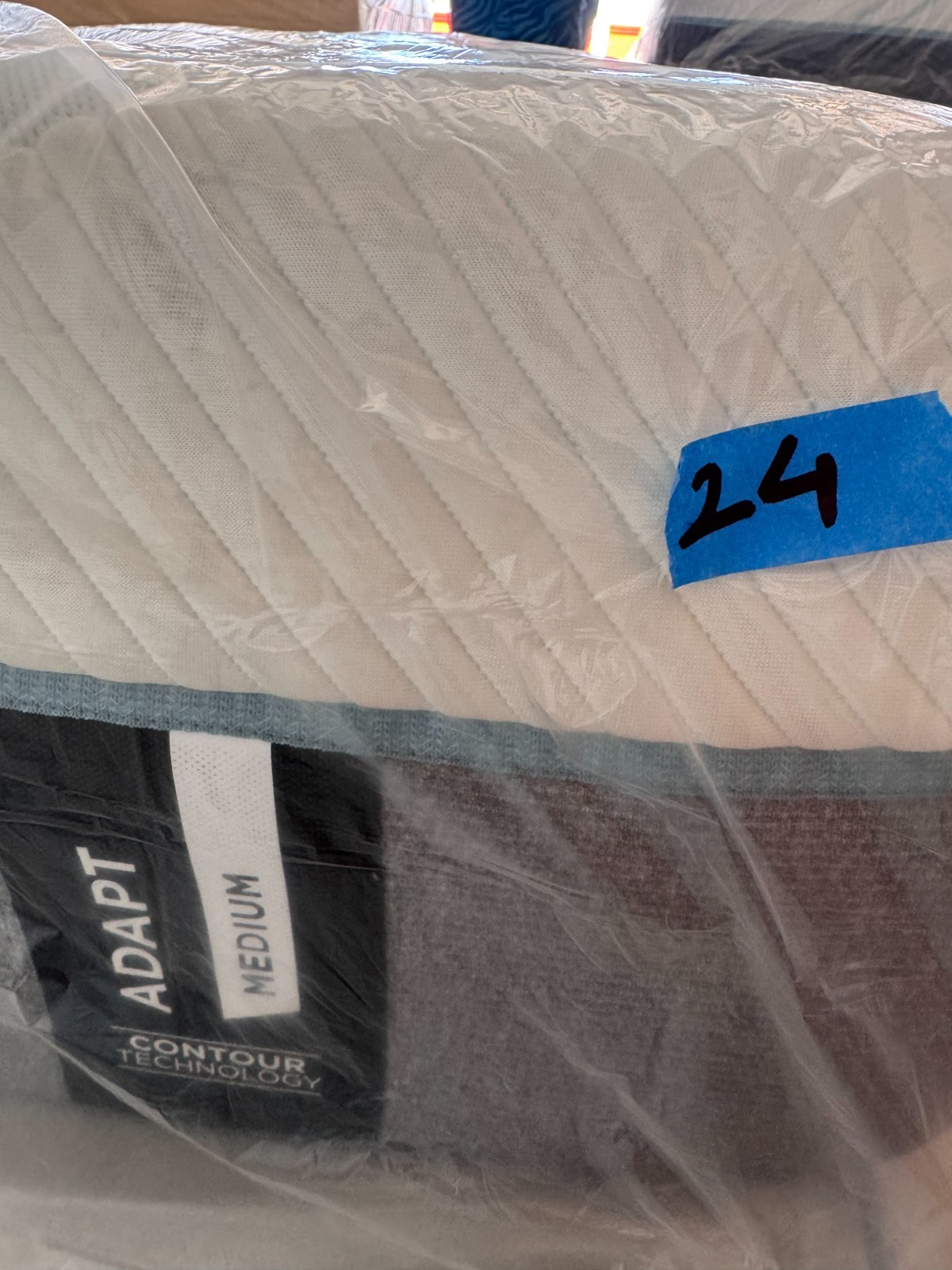 Tempur-pedic mattress Adapt Medium Contour Twin XL/ Split King ex-display.