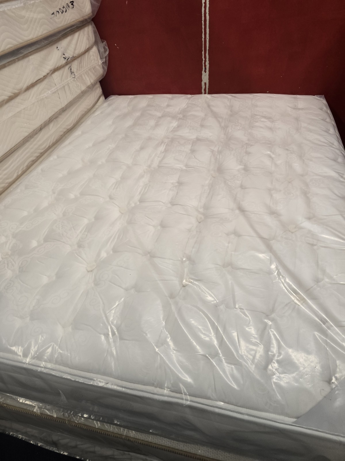 Sferra Notte Luxury Firm Queen Size (VERY FIRM)
