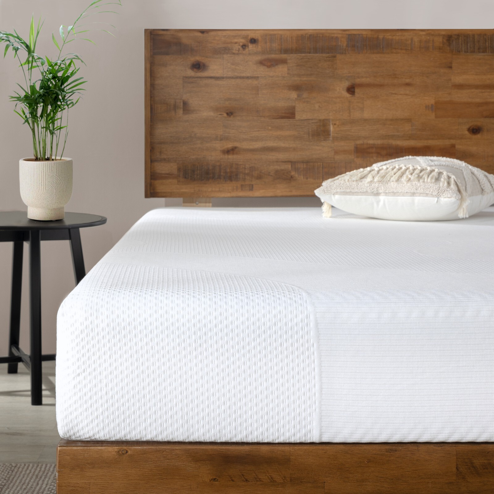 Zinus Spa Sensations Serenity 8″ Memory Foam Mattress, Queen
