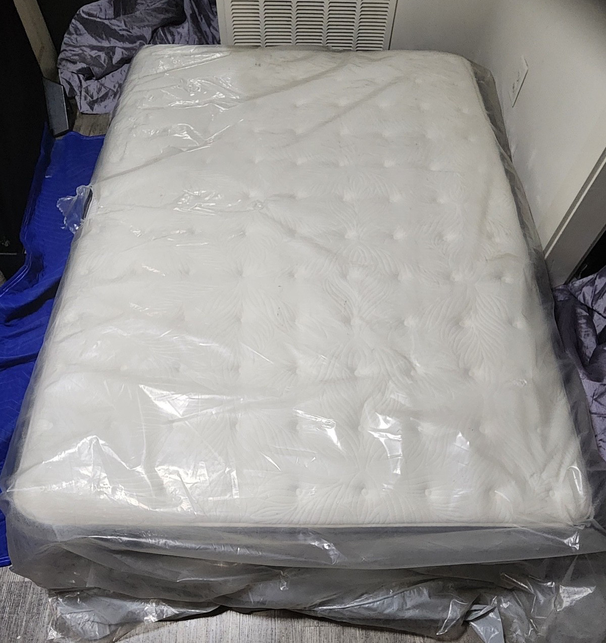 Brand New Sealy Full Size Mattress Medium Firm Still in Plastic