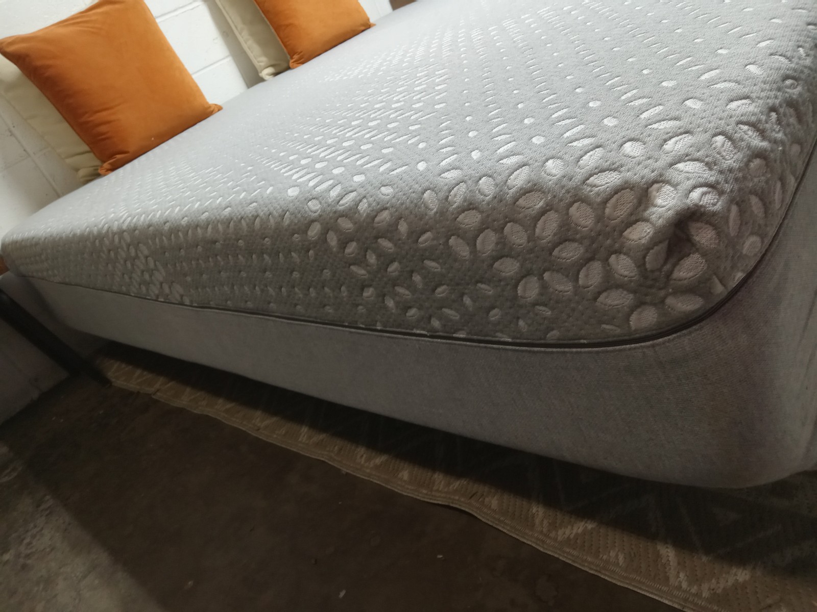 Sealy | Posturepedic Memory Foam | 12″ King Mattress