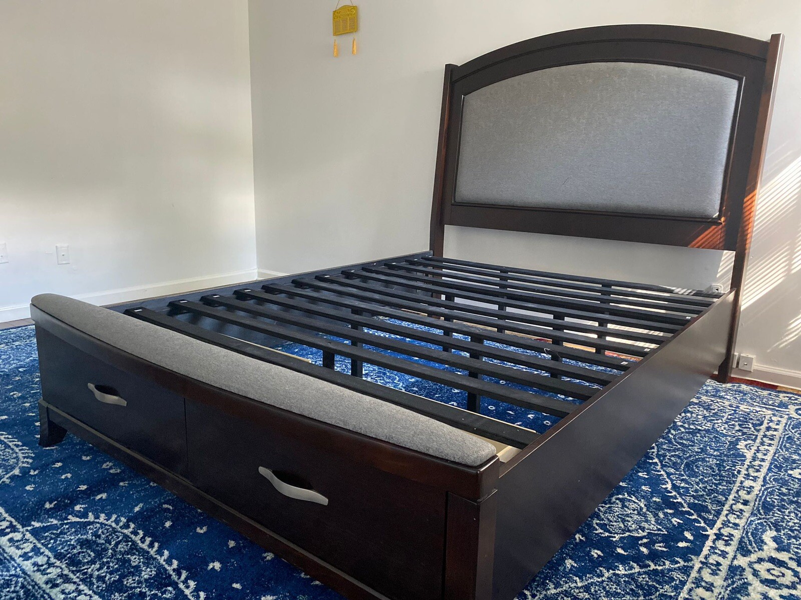 bed queen size