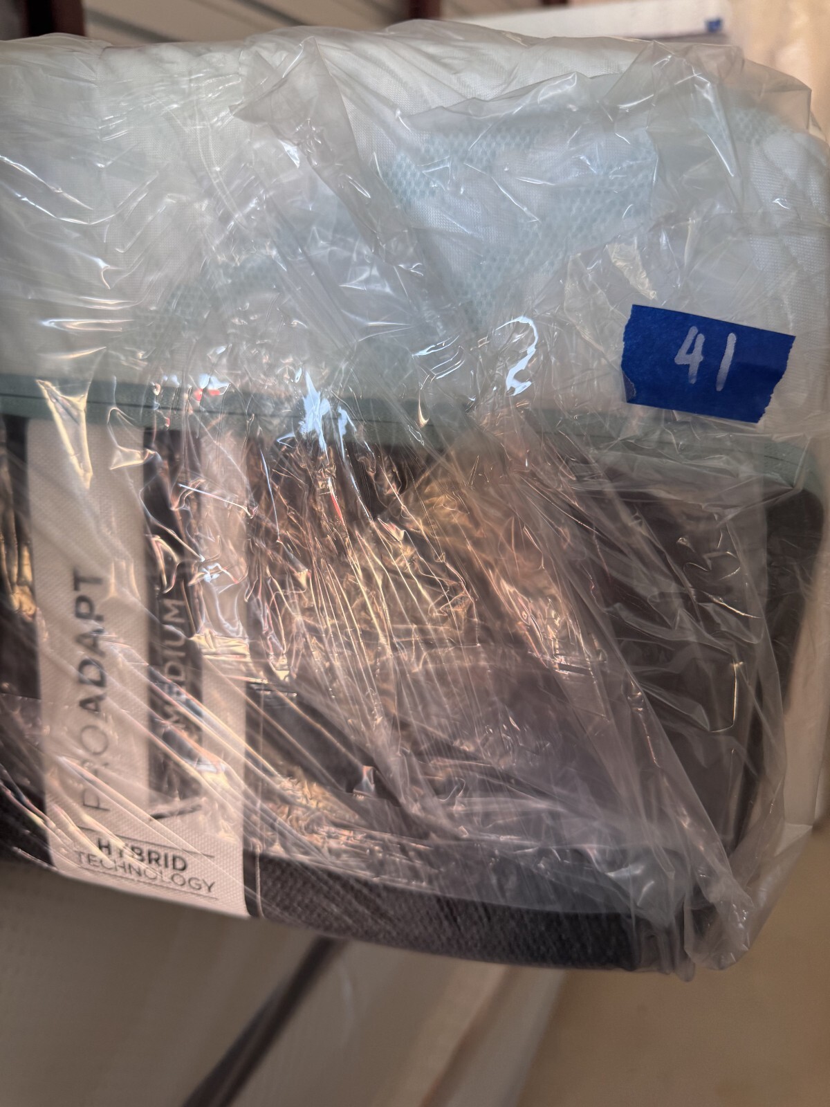 Tempur-pedic mattress Pro Adapt Medium Hybrid Twin ex-display.