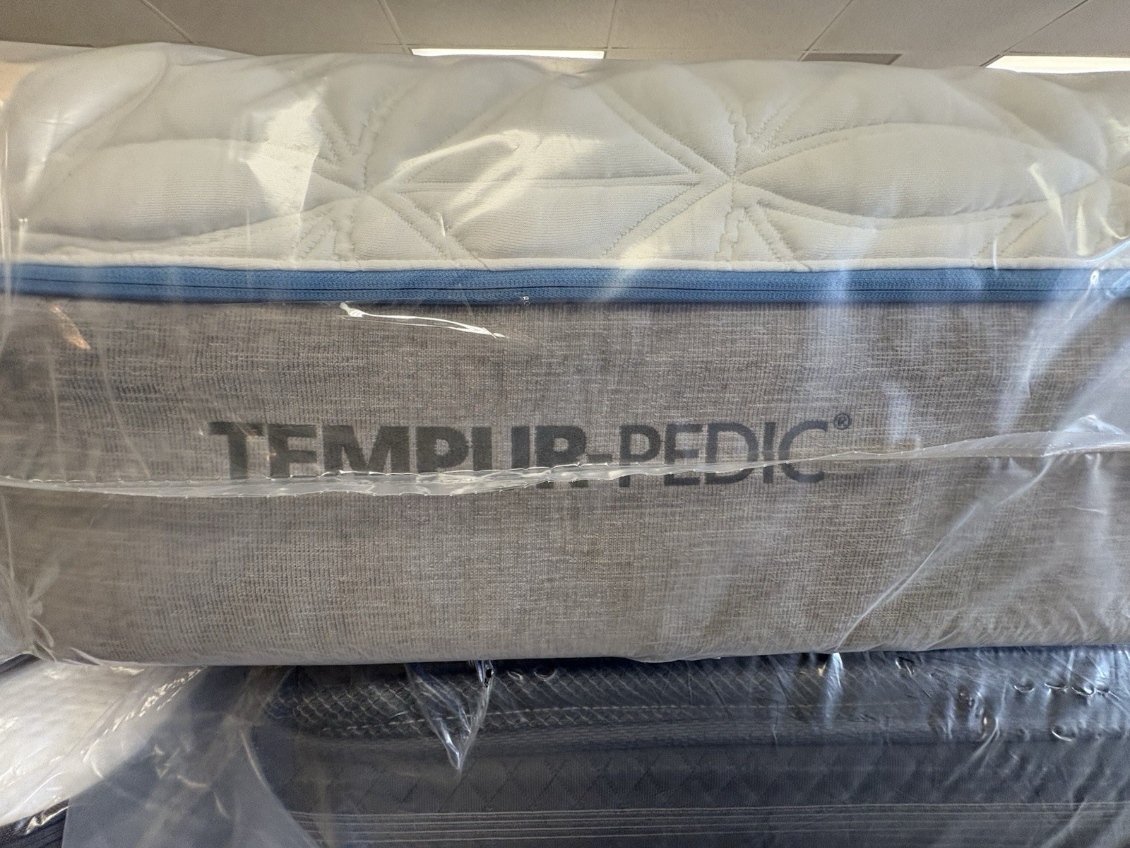 King Tempurpedic cloud supreme