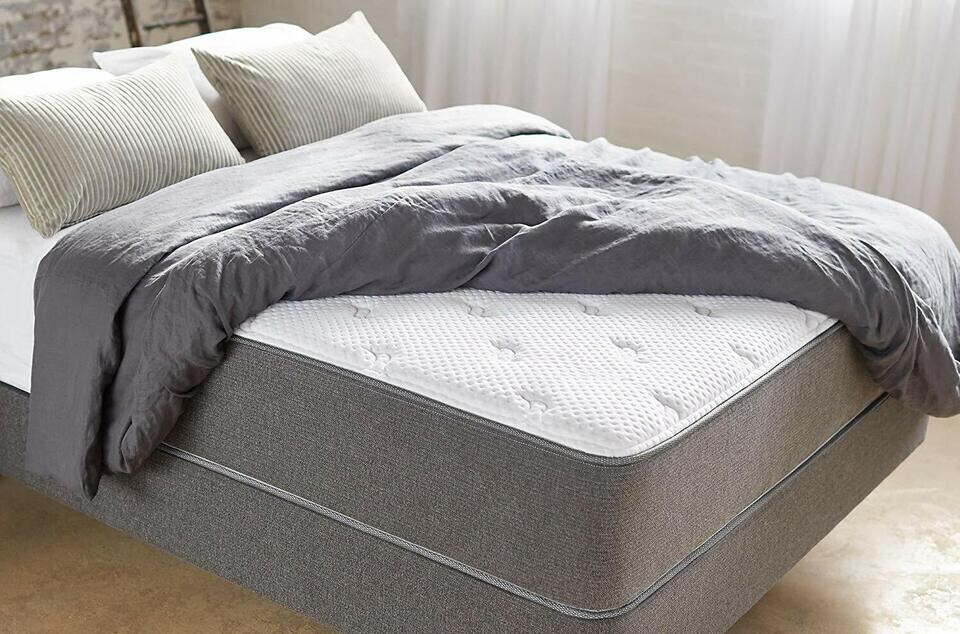 Aviya Plush Queen Size Mattress with 7 » Box Spring