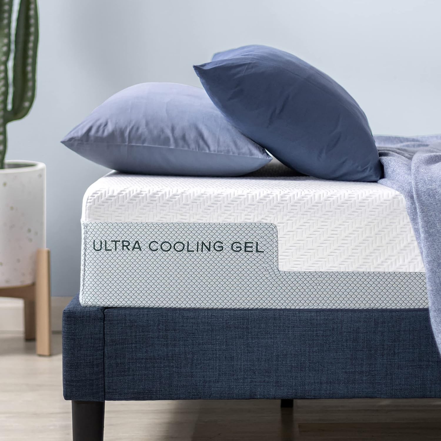 Zinus 8 Inch Ultra Cooling Gel Memory Foam Mattress, King, ZU-MFGNU1-08K