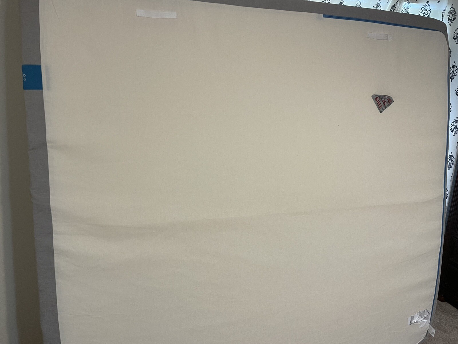 TEMPURPEDIC CLOUD SUPREME KING MATTRESS “Excellent condition”